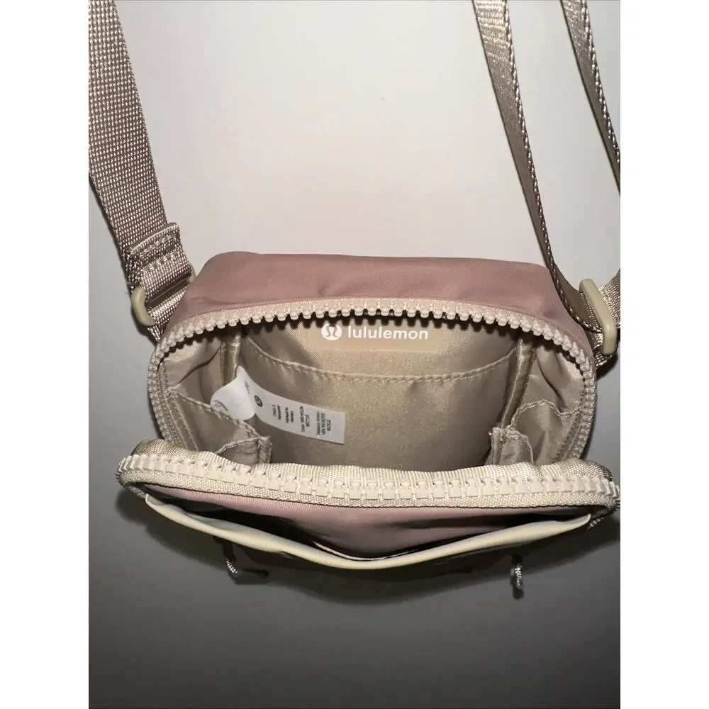 Lululemon Athletica Easy Access Crossbody Bag 1.5L - Tan Brown Combo Crossbody